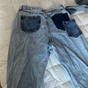 Fashionova mom style jeans! These are SUPER cute and easy to style in any way!